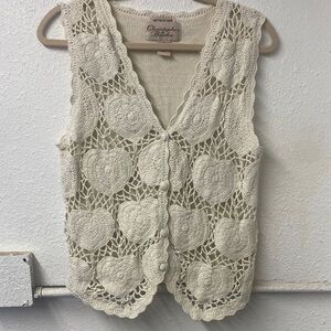 Vintage 90s - Christopher & Banks Cream Crocheted Heart Pattern Vest